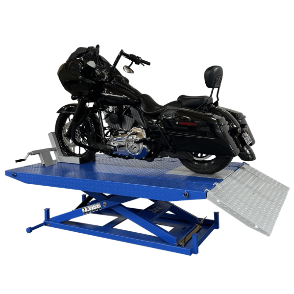 Tuxedo M-1500C-HR 1,500 lb High Rise Motorcycle Lift Bench - Vise, Sides, Balance Bar, Pump - Image 4