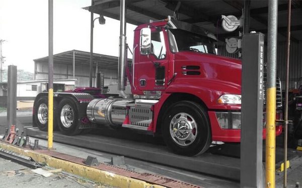 BendPak HDS-27X 27,000 lb. 4 Post  Heavy Duty Lift - Extended Runways - Image 4