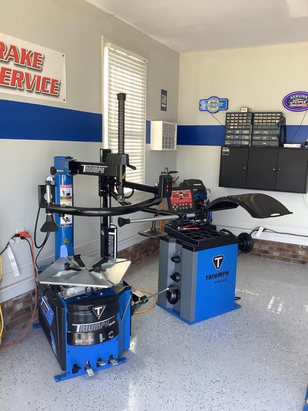 Triumph NTC-950-1 Tire Changer NTB-800 Wheel Balancer Combo - Image 2